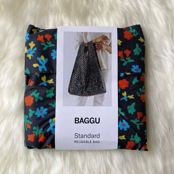 NWT Standard Baggu - Black Calico Floral - Picture 3 of 5